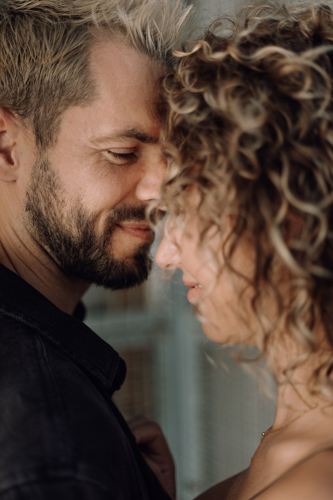 albertina photo intimate portrait of a couple in Tenerife